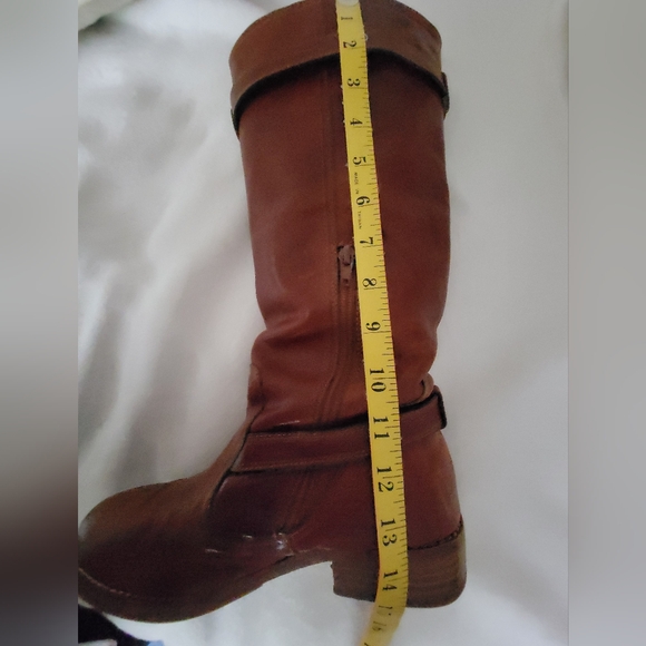 High coach boots with strap and zipper size 7.5B - Picture 8 of 8